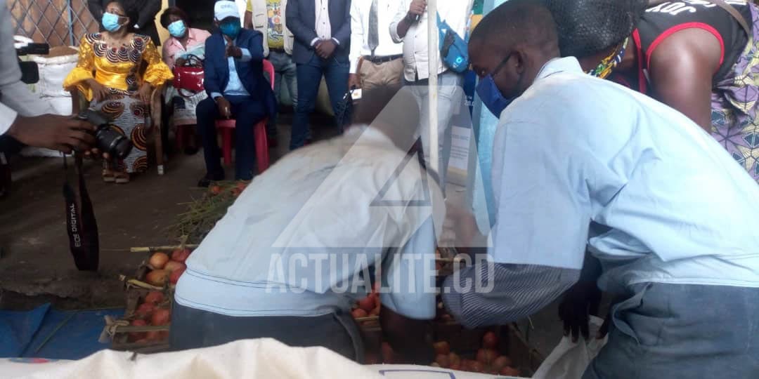 Baisse des prix des denrées alimentaires réactions au marché de Somba